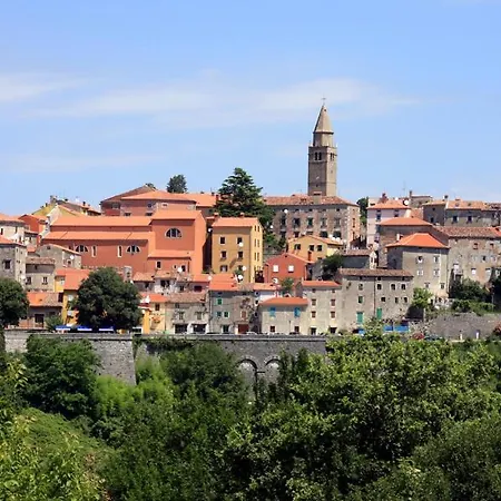 아파트 Orka 라빈