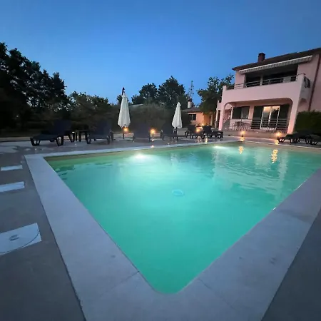 Orka Apartment *